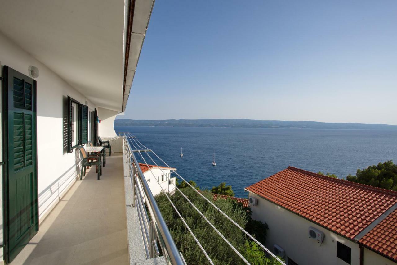 Apartment Lelas Омиш Экстерьер фото